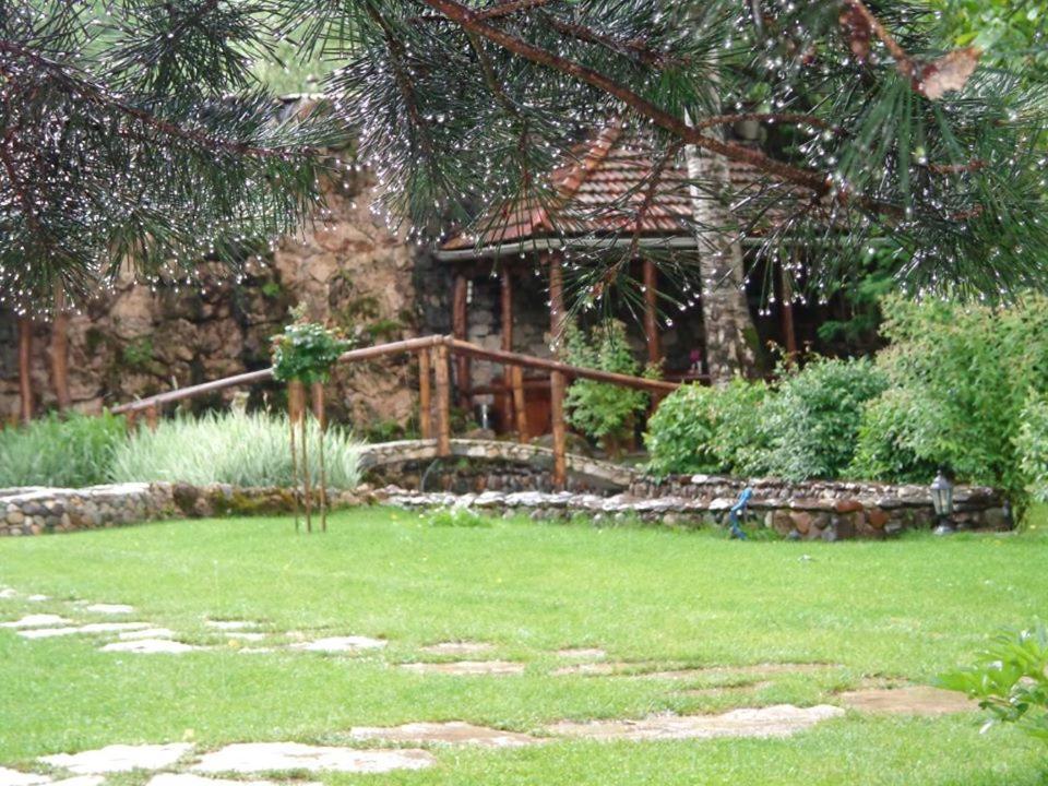 Bed and Breakfast Eco Garden Dilijan Exterior foto