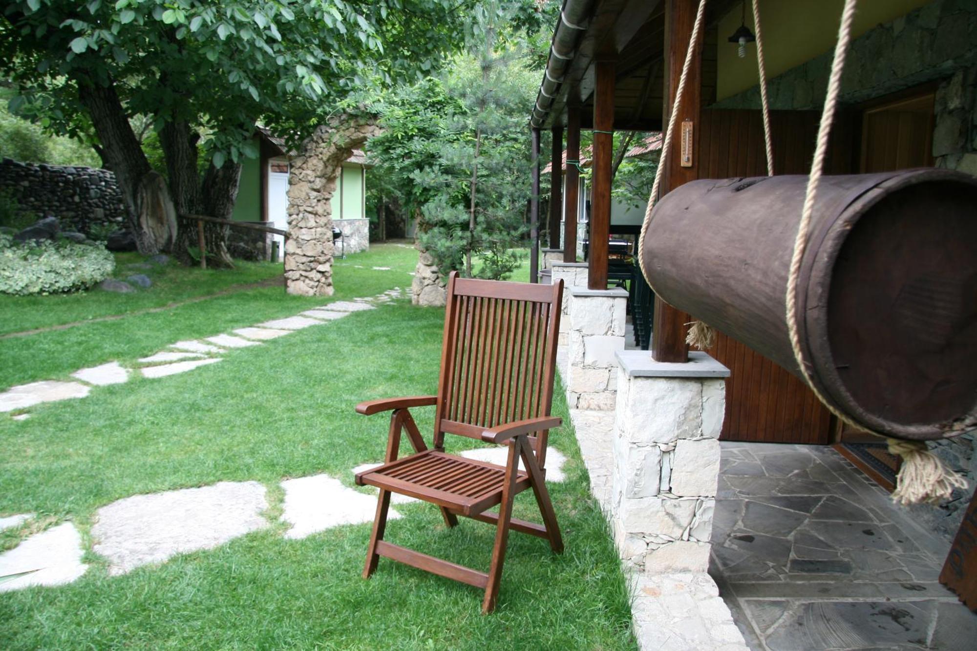 Bed and Breakfast Eco Garden Dilijan Exterior foto