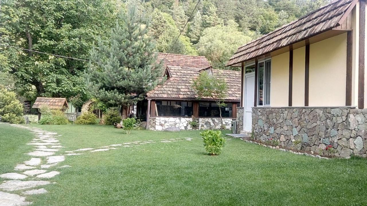 Bed and Breakfast Eco Garden Dilijan Exterior foto
